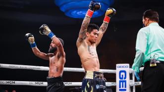 Gary Russell Jr. vs. Mark Magsayo